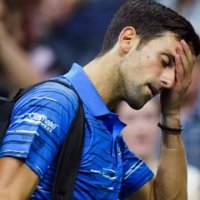 Babai i Djokovicit: Novak s’luan në Australian Open i kërcënuar të marrë vaksinën kundër Covid-19
