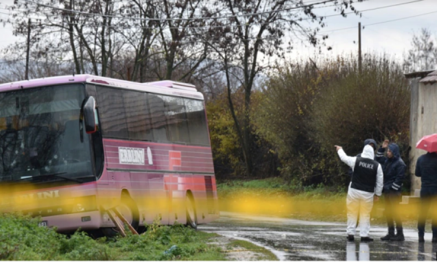 Vrasja në Gllogjan, autobusi largohet nga vendi i ngjarjes