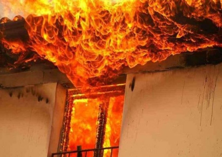 Zjarr në Bubavec të Malishevës, digjet një stallë e bagëtive