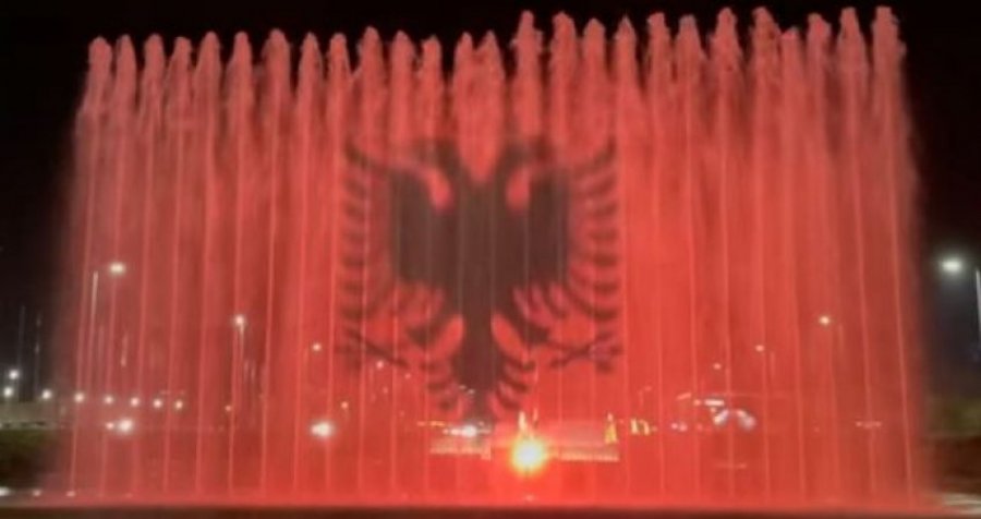Sa bukur, Ujëvara e Zagrebit merr ngjyrat e flamurit shqiptar 