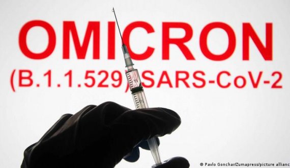 A janë vaksinat ekzistuese efektive ndaj Omicron? Eksperti jep një përgjigje
