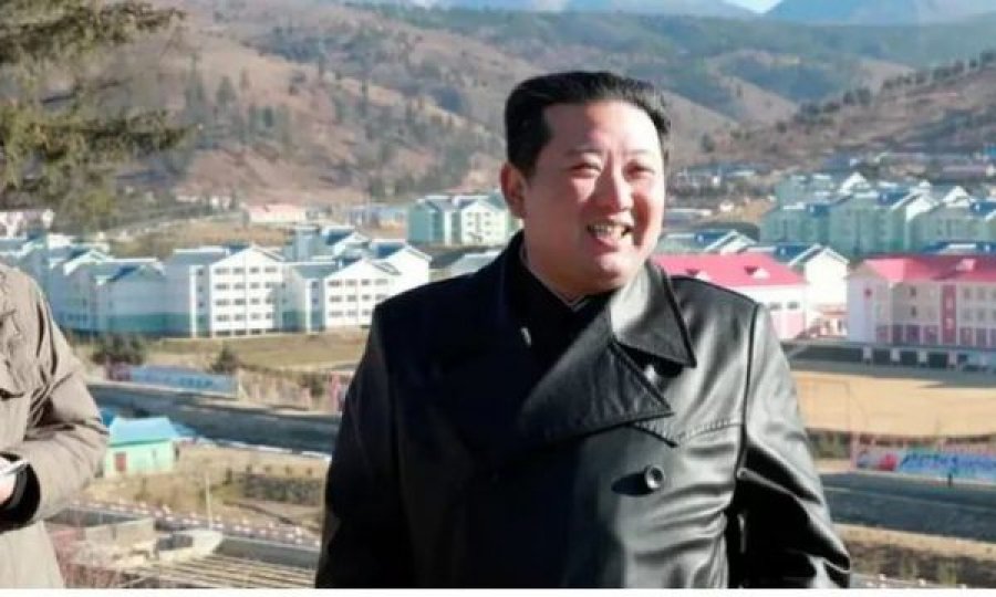 Kim ndalon pallton e lëkurës: Nuk lejohet imitimi i udhëheqësit
