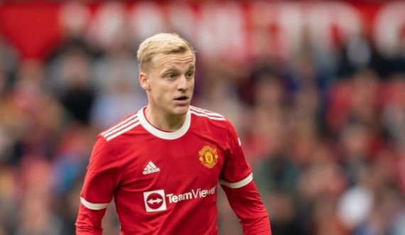 Van de Beek kërkon “të shpëtojë” përfundimisht nga Man United