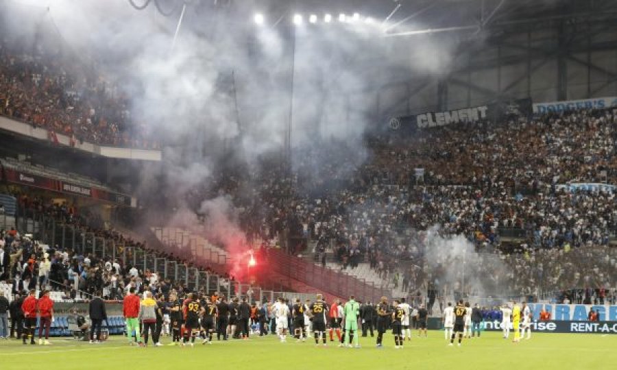 Incidentet në ndeshjen Marseille-Galatasaray, pesë tifozë arrestohen nga policia