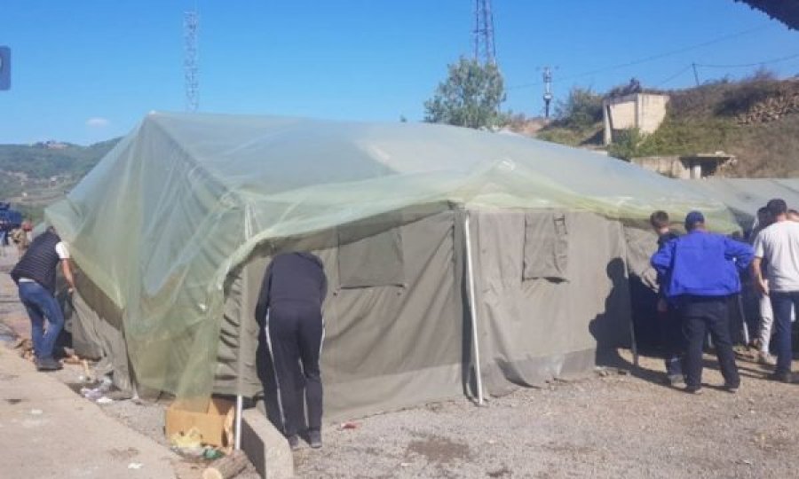  Fillon edhe heqja e tendave në Jarinje 
