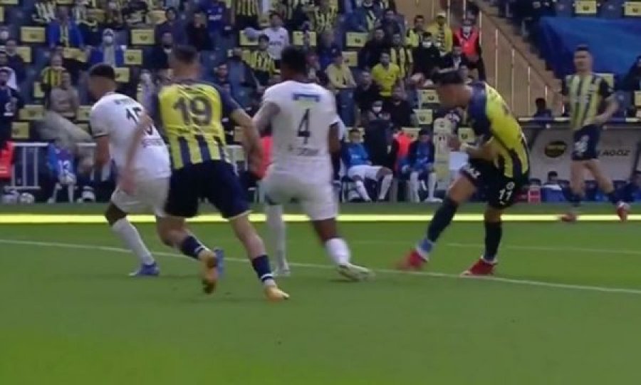 Berisha kalon Fenerbahcen në epërsi