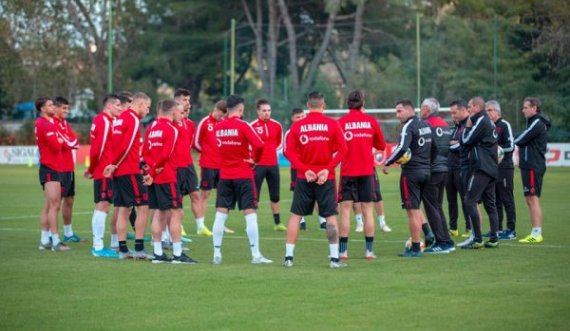 Alarm te Shqipëria, një futbollist dhe fizioterapeuti rezultojnë pozitiv me COVID-19