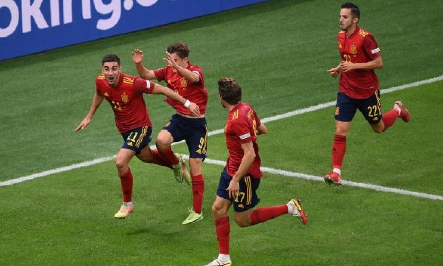 Spanja i hakmerret Italisë, kualifikohet n’finale