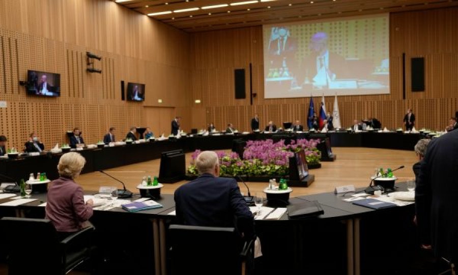  Euronews: Ka mospajtime për deklaratën përfundimtare të Samitit BE – Ballkani Perëndimor 