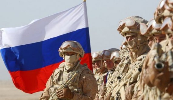 Rusia fut hundët në Afganistan, organizon bisedime ndërkombëtare
