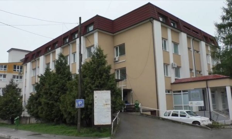 Bie numri i pacientëve me COVID-19 në Spitalin e Gjakovës