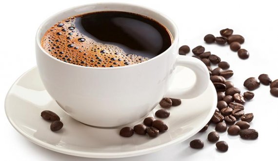 Kafeja ju shkakton dridhje dhe marramendje? Çfarë duhet të dini në këtë rast 