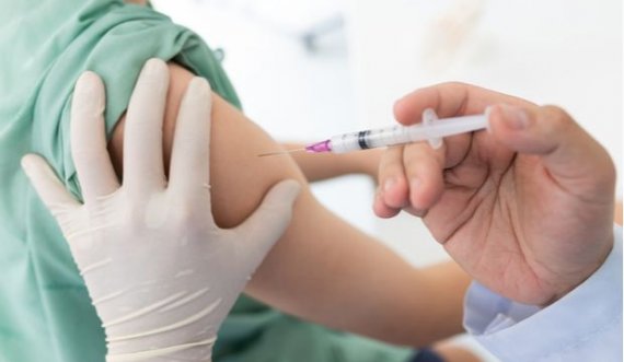  Mbi 600 mijë qytetarë të vaksinuar me dy doza në Kosovë