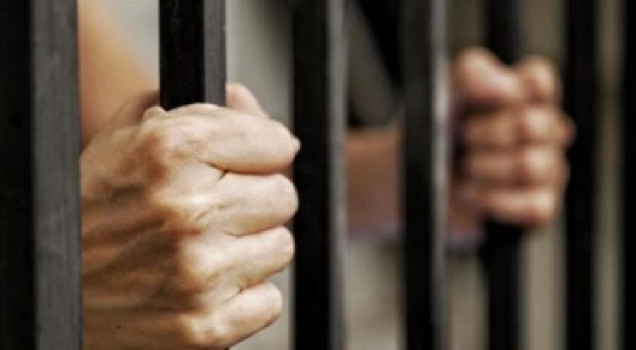 ​6 të akuzuar për falsifikim të parave dënohen me 15 vjet e 8 muaj burg