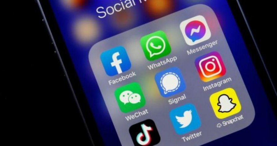 'Facebook, Instagram dhe WhatsApp u sulmuan nga alienët'