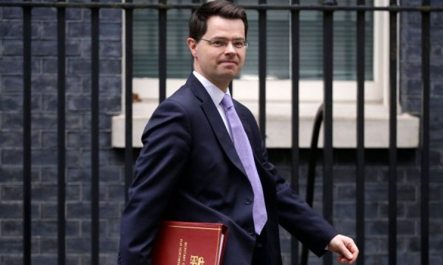 Vdes në moshë të re nga kanceri ish-ministri britanik, James Brokenshire