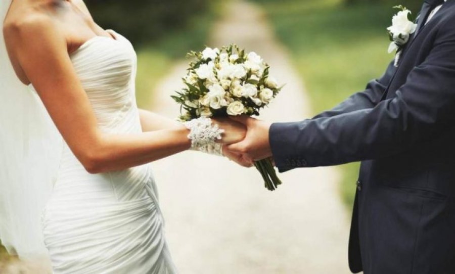 Ndodh dhe kështu: Burri bën për spital gruan tre ditë pas martese, shkak shpenzimet e dasmës