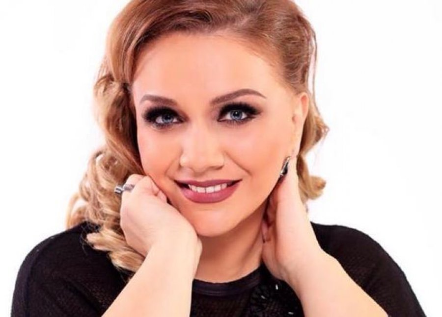 Këngëtarja shqiptare: 'Nuk po mundem të gjejë as termine në ambasada se sot isha ikë prej Kosove'