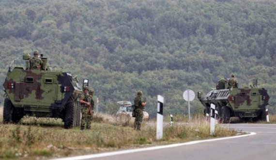 Polici kosovar në Veri sheh disa persona duke u rrahur, mundohet t’i ndajë por bëhet për spital