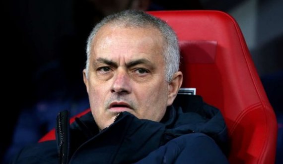 Mourinho ia dha këpucët Felixit, por një koment racist dëgjohet në prapavijë