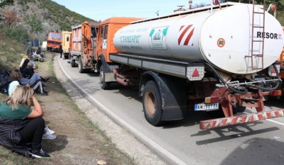 Tërhiqen bllokadat në Mitrovicë të Veriut dhe Rudarë