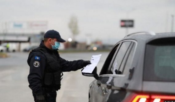  Komunat kërkojnë të hiqet ora policore dhe maska 