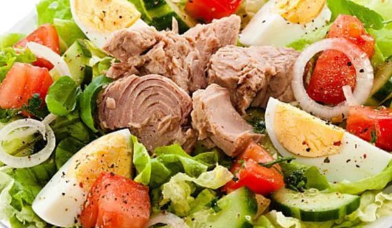 Receta e Pepës: Sallatë Tuna