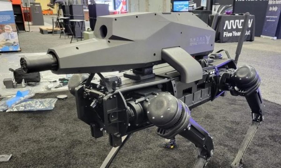 Qeni “snajper”, qëllon me precizion deri në 1200 metra