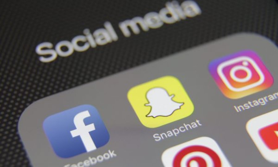 Ç’po ndodh me rrjetet sociale? Pas Facebookut, edhe Snapchati u “zhduk” me orë të tëra