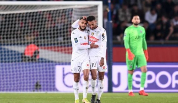  Angers e befason PSG-në, kalon në epërsi 