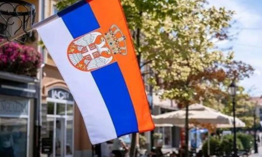 Serbi që pranoi emigrantë në bujtinë kërcënohet me vrasje: “Vareni në pemë”