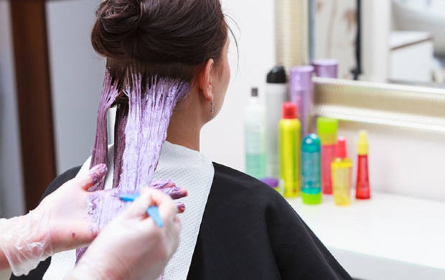 Femra kujdes: Ngjyrat për flokë përmbajnë kemikate të rrezikshme, që shkaktojnë kancerin