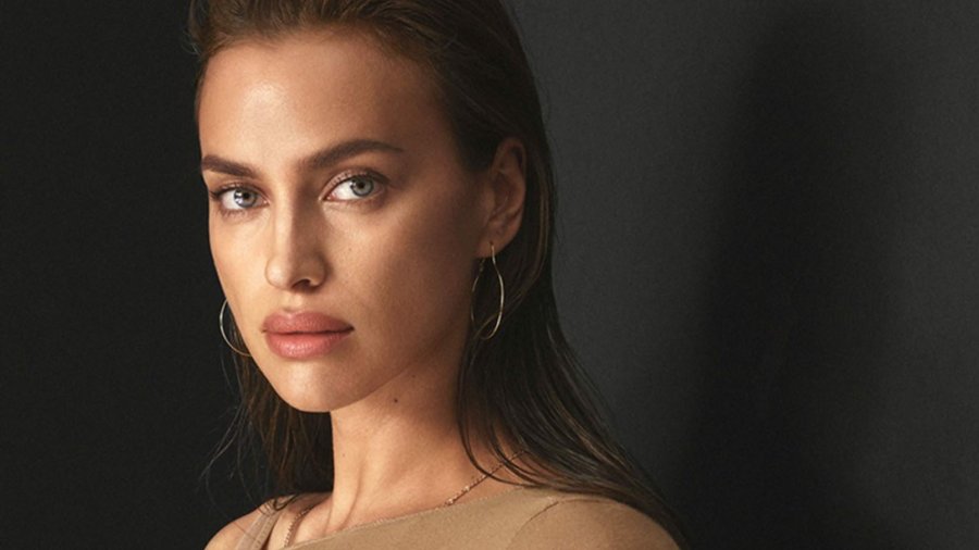 Irina Shayk pozon gjysme e zhveshur në fotosesionin e radhës dhe lë ndjekësit pa fjalë 