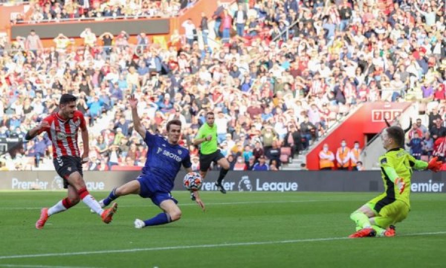 Armando Broja me golin e parë hyn në histori të Southamptonit