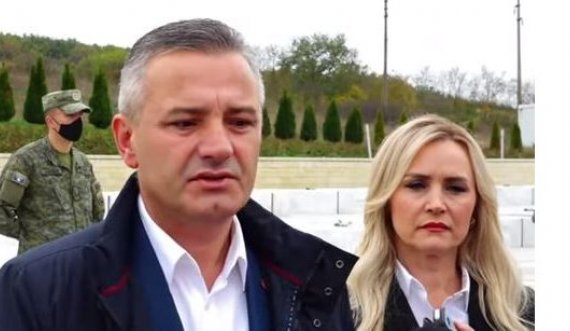 Para votimit Bekim Jashari bën homazhe: Fal këtyre dëshmorëve ne sot jetojmë të lirë