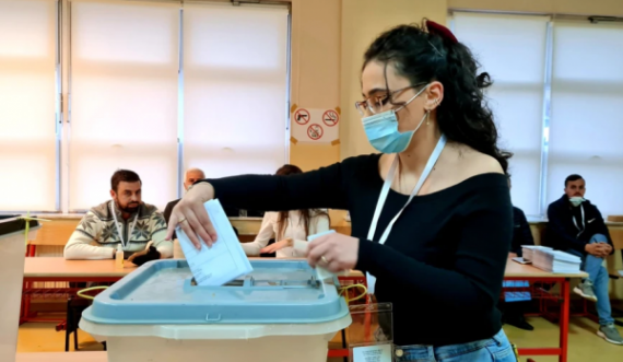 Mbi 41 mijë qytetarë votojnë për herë të parë në zgjedhjet komunale