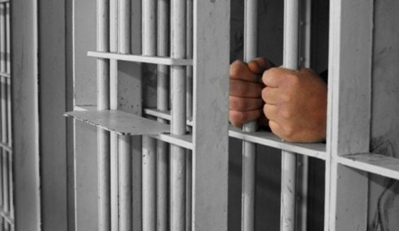 Arratisen dy të burgosur nga Qendra Korrektuese në Lipjan