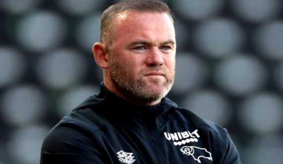 Rooney e synon postin e trajnerit në Newcastle United