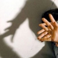 Dhunohet një e mitur në Kamenicë, arrestohet dhe dërgohet në mbajtje i dyshuari