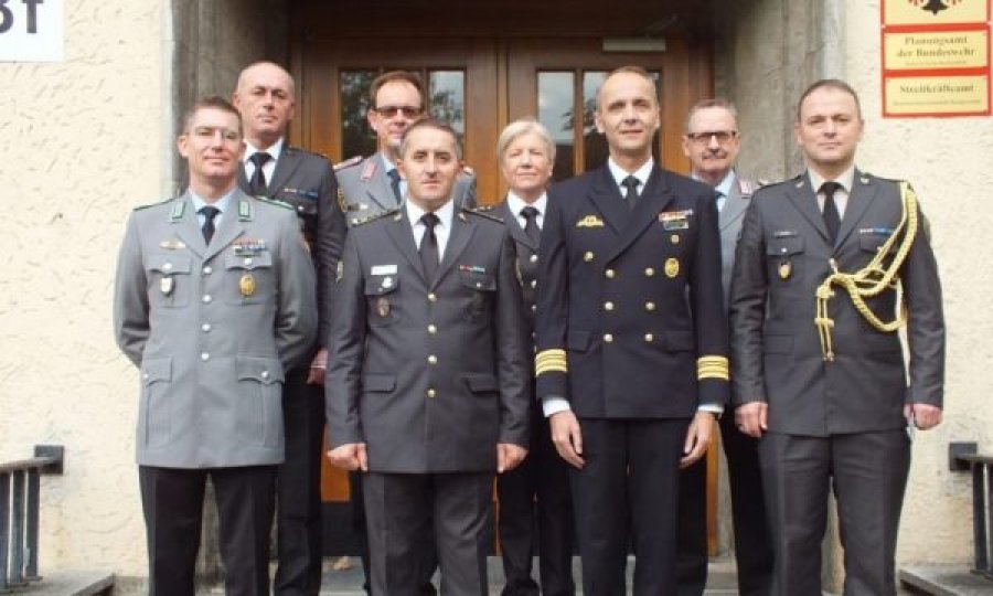 Gjermania e gatshme ta ndihmojë Ministrinë e Mbrojtjes në shumë degë dhe lëmi ushtarake