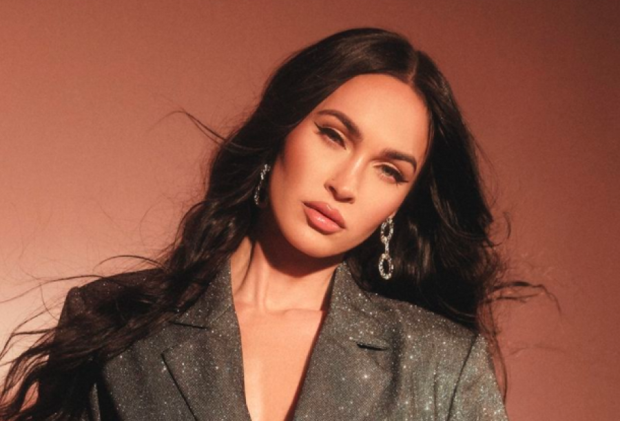 Megan Fox po dëshmon që është më shumë modele se aktore