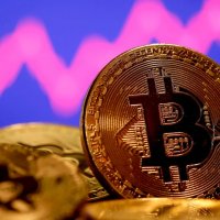 Bitcoin thyen rekord përsëri dhe arrin vlerën më të lartë të të gjitha kohërave