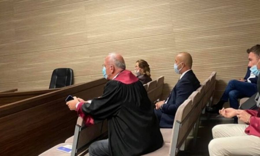 Dështon gjykimi ndaj ish-kryeministrit Haradinaj dhe shtatë ish-deputetëve