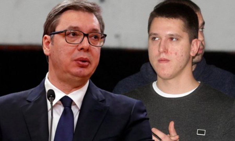 Vuçiqit i plas skandali për djalin, i dha një thes me para një të dënuari për krime lufte