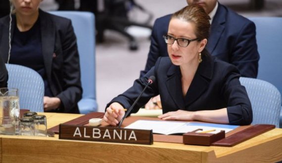 Mediumi serb: Shqipëria përmes vajzës së Kadaresë po përpiqet ta anëtarësojë Kosovën në UNESCO
