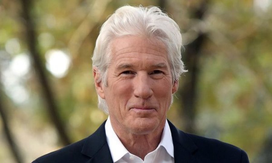 Ylli i Hollywoodit që e kishte ngritur çështjen e Kosovës gjatë luftës nis të dëshmojë kundër politikanëve