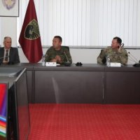 Pjesëtarët e FSK-së dekorohen me medalje pas kthimit nga misioni i parë ushtarak i FSK-së jashtë vendit