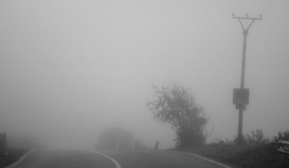 Mjegulla në Kosovë: Këto janë 5 këshilla se si të vozisni në mjegull