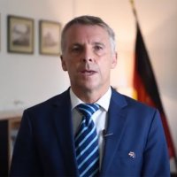 Ambasadori gjerman: Ndalimi i boksierëve kosovarë nga Serbia, shembull i trishtueshëm i Ballkanit të mbyllur jo të hapur