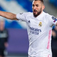 Benzema mbetet jashtë top-3shes për Top të Artë